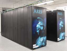 Superkomputer Ares