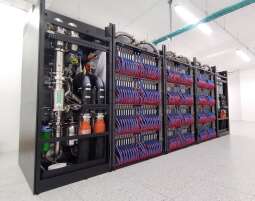 Superkomputer Helios