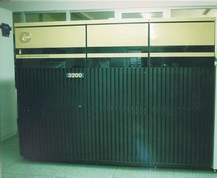 superkomputer Convex C3210 w Cyfronecie